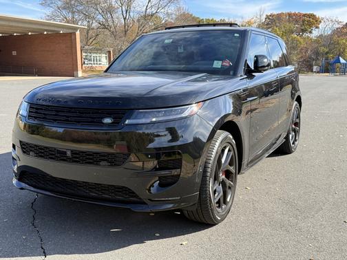 Black 2024 Land Rover Range Rover Sport P400 SE Dynamic