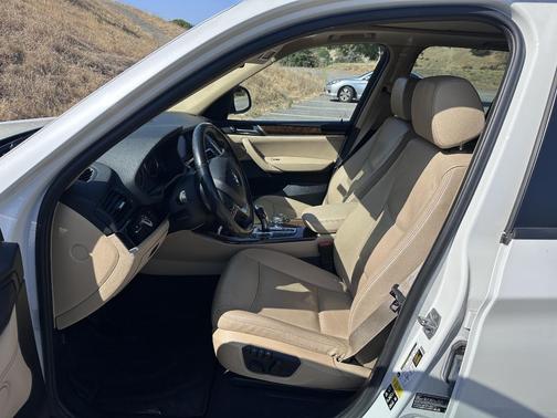 White 2016 BMW X3 xDrive28i