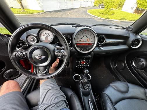 2011 MINI Cooper S Base