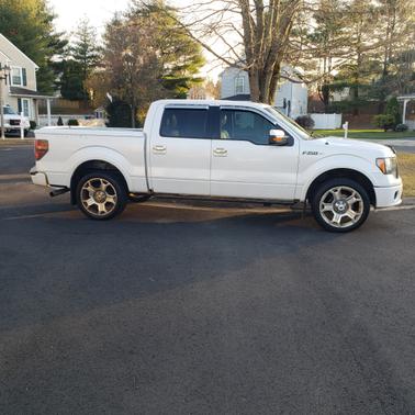 2011 Ford F-150 Lariat