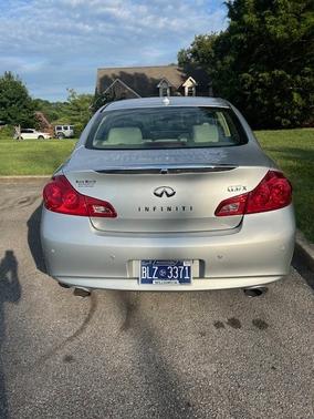 2013 INFINITI G37 x