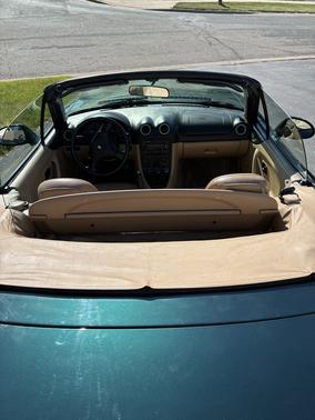 Green 1999 Mazda MX-5 Miata Base