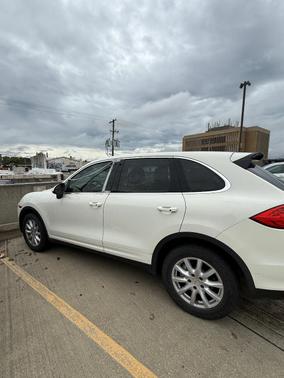 White 2012 Porsche Cayenne Cayenne