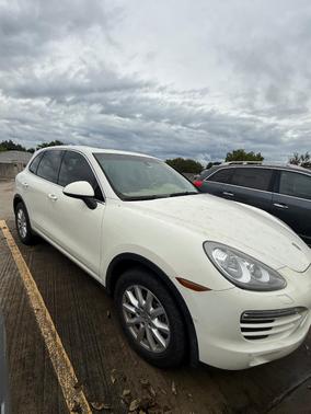 White 2012 Porsche Cayenne Cayenne