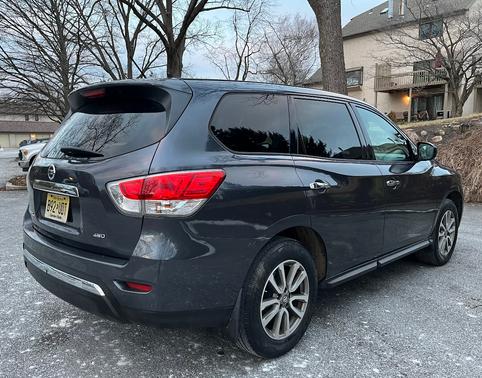 2014 Nissan Pathfinder S