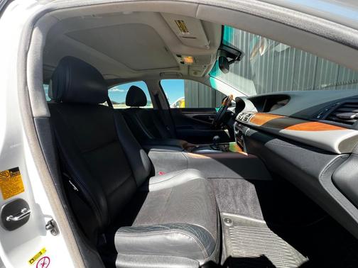 White 2013 Lexus LS 460 Base