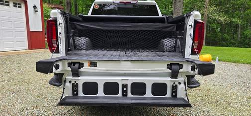 White 2023 GMC Sierra 1500 Denali