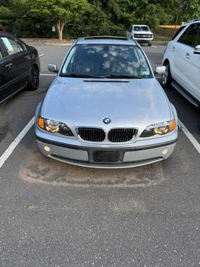 Silver 2004 BMW 325 i