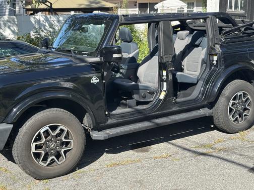2021 Ford Bronco Outer Banks