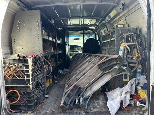 2001 Ford E250 Cargo