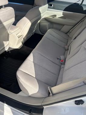 White 2014 Subaru Legacy 2.5i