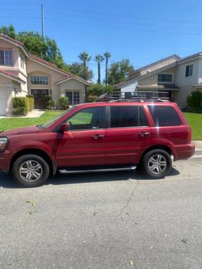 Red 2004 Honda Pilot EX