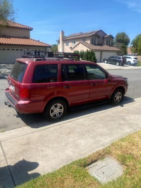 Red 2004 Honda Pilot EX
