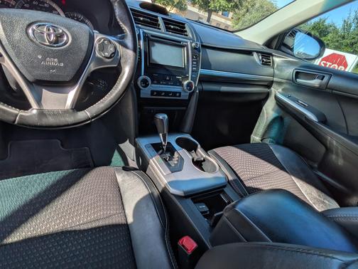 Gray 2012 Toyota Camry SE