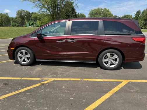 Red 2020 Honda Odyssey EX-L w/Navigation/RES