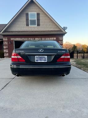2004 Lexus LS 430 Base