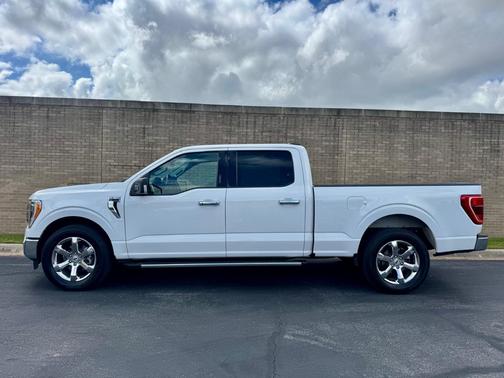 White 2023 Ford F-150 XLT