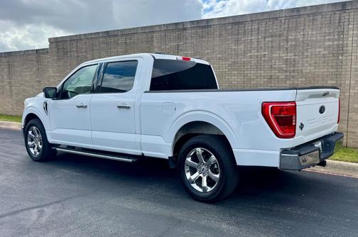 White 2023 Ford F-150 XLT