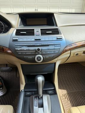 Black 2009 Honda Accord EX-L