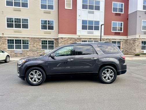Gray 2016 GMC Acadia SLT-1