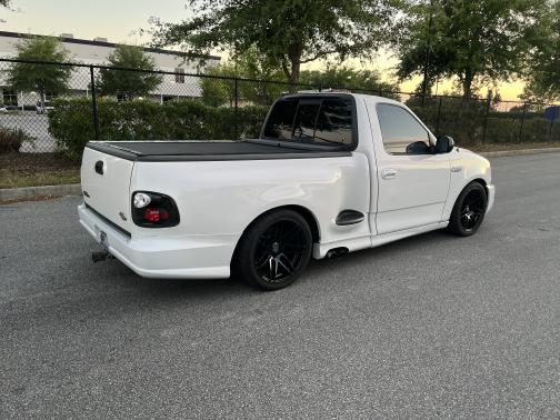1999 Ford F-150 SVT Lightning