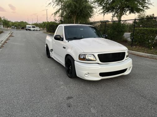 1999 Ford F-150 SVT Lightning