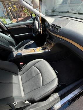 Black 2009 Mercedes-Benz E-Class E 350