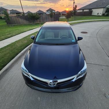 Blue 2013 Toyota Avalon XLE
