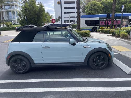 2011 MINI Cooper S Base