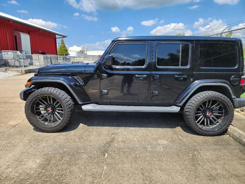 Black 2020 Jeep Wrangler Unlimited Sahara