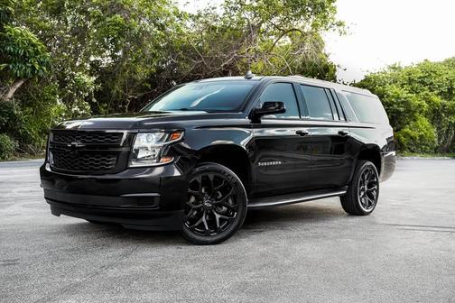 Black 2019 Chevrolet Suburban LT