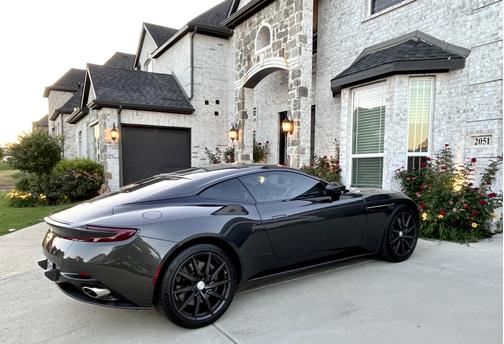 2018 Aston Martin DB11 V12