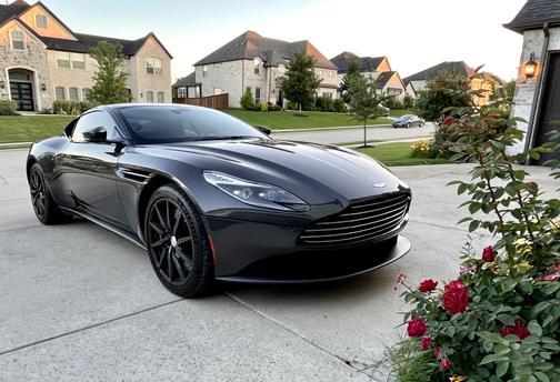 2018 Aston Martin DB11 V12