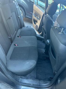 Gray 2011 Chevrolet Cruze LT