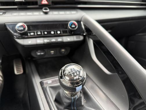 White 2022 Hyundai ELANTRA N Base