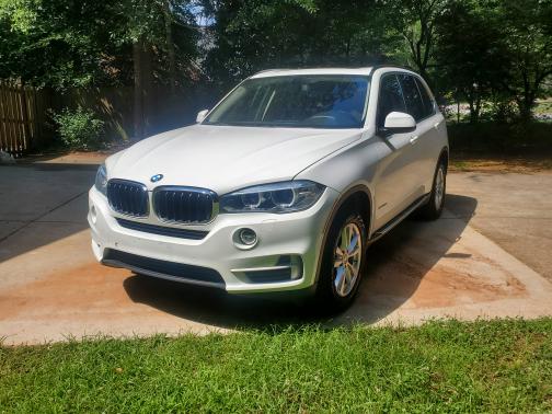 Photo 3 of 26 of 2015 BMW X5 xDrive35d