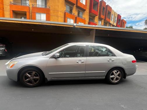 Silver 2004 Honda Accord EX