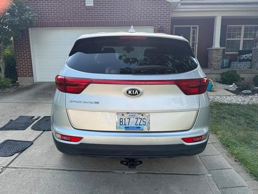 Silver 2018 Kia Sportage LX