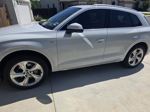 2023 Audi Q5 45 S line Premium Plus