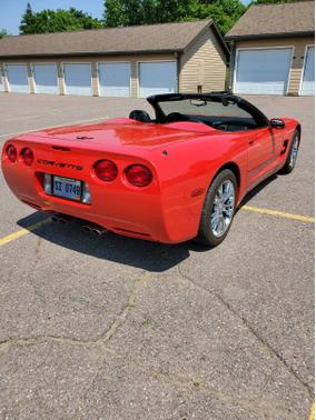 2000 Chevrolet Corvette Base