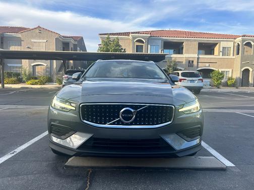 2020 Volvo V60 Cross Country T5