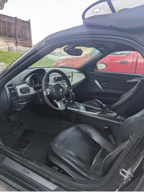 Black 2005 BMW Z4 2.5i Roadster