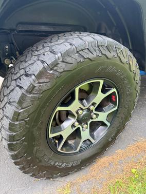 Blue 2021 Jeep Gladiator Sport S