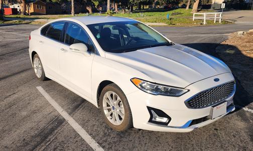 2020 Ford Fusion Energi Titanium