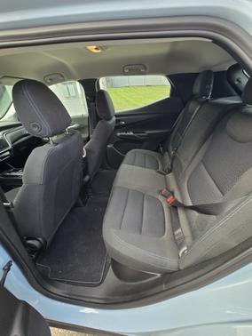 2023 Chevrolet Bolt EUV LT