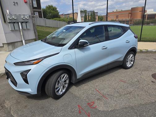 2023 Chevrolet Bolt EUV LT