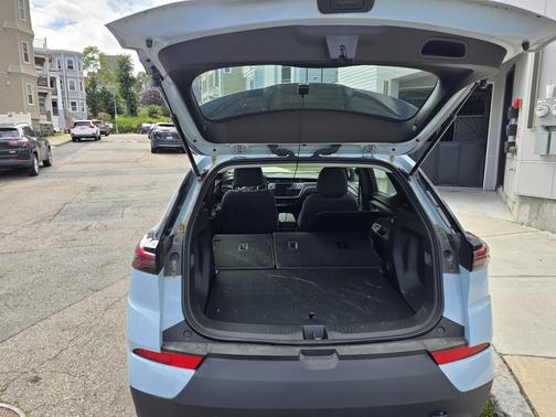 2023 Chevrolet Bolt EUV LT