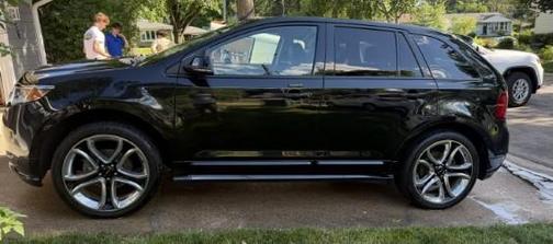 Black 2014 Ford Edge Sport