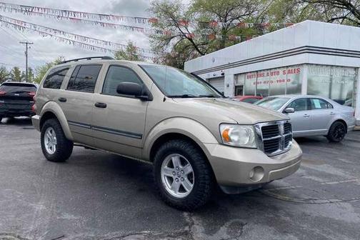 Gold 2008 Dodge Durango SLT