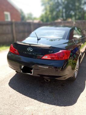 2010 INFINITI G37 Base